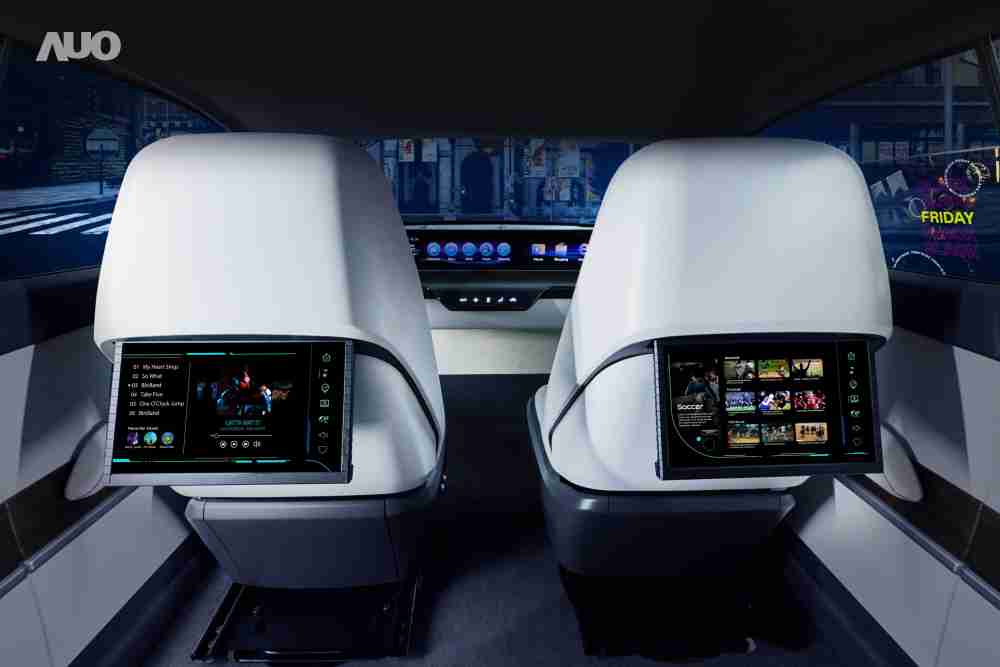 银河集团新一代Smart Cockpit 2024，，，，以Micro LED先进显示技术优势，，，创建〝可卷式后座娱乐显示器〞，，，仅在互动时才显示出所需画面及信息，，，扩充更丰富的娱乐和交互信息服务，，，，获国际奖项荣耀