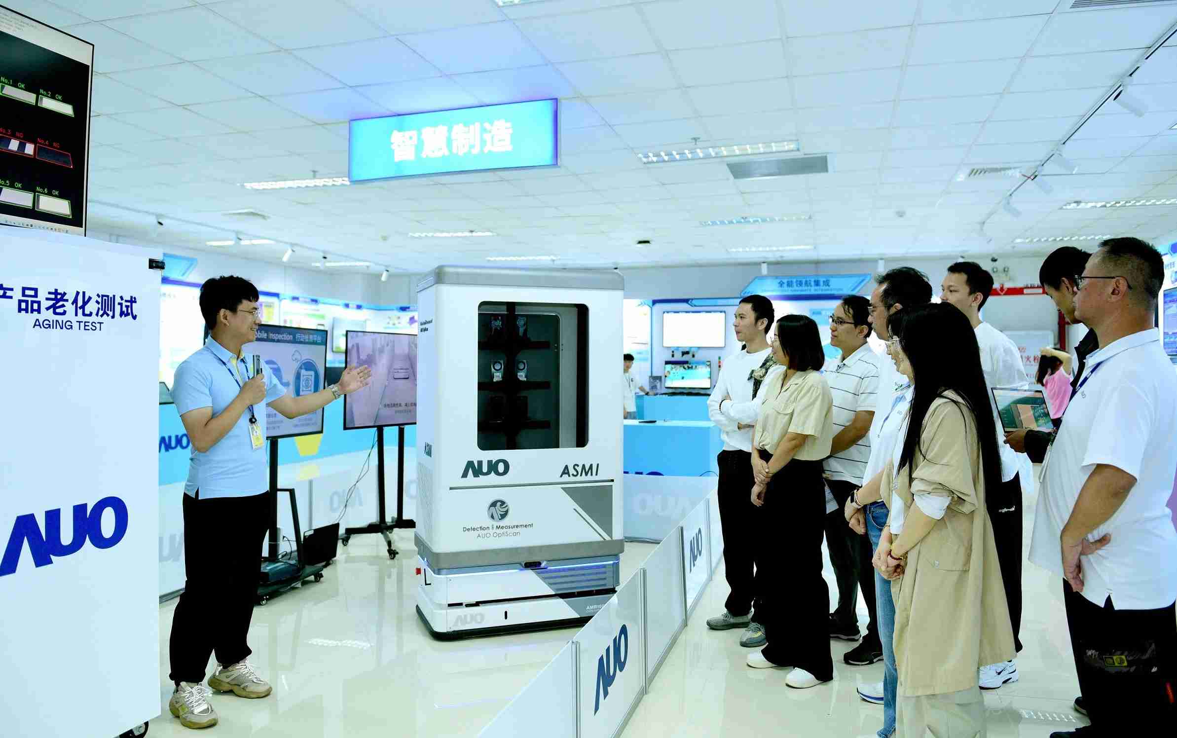 银河集团厦门将5G+ABC技术串联生产管理全流程，，打通研发、、、采购、、、、生管、、、制程、、设备、、、、质量等产品全生命周期制造流程，，完成数字化设计、、、、智慧供应链、、、、智能座舱、、、全流程设备管理、、数据驱动优化、、智慧在线检测、、、智慧品管等自适应生产模式升级